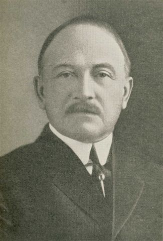 L. B. Stearns portrait